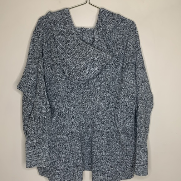 Victoria’s Secret | Large Oversized Knit Cardigan | Hooded With Pockets | Heavy - Picture 8 of 10